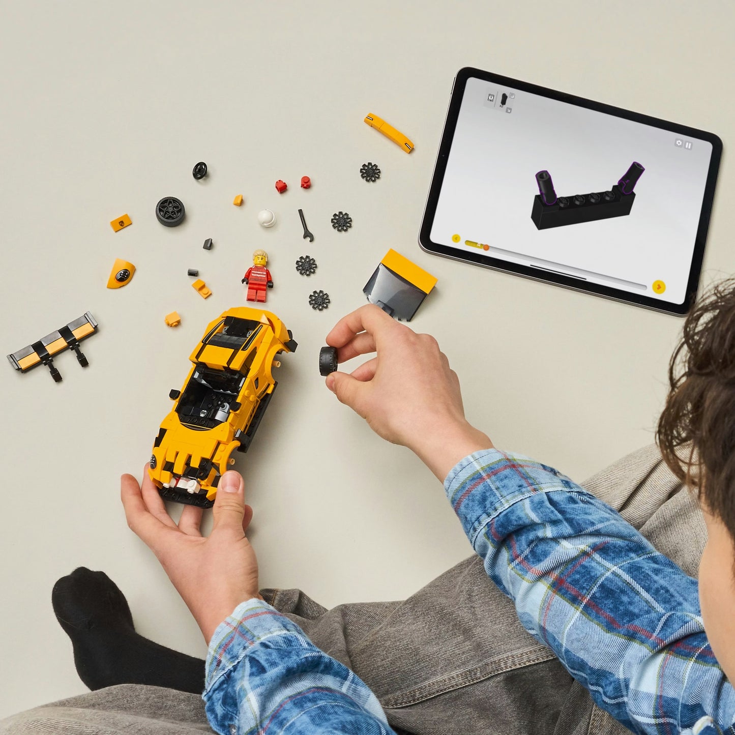 Porsche 911 GT3 RS Super Sports Car Lego Speed Champions, 348 pieces, ages 9 and up.